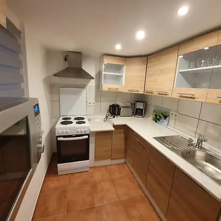 Apartman Haeusla *