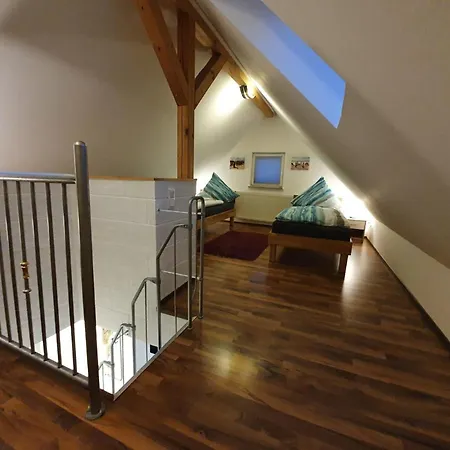 Haeusla Apartman